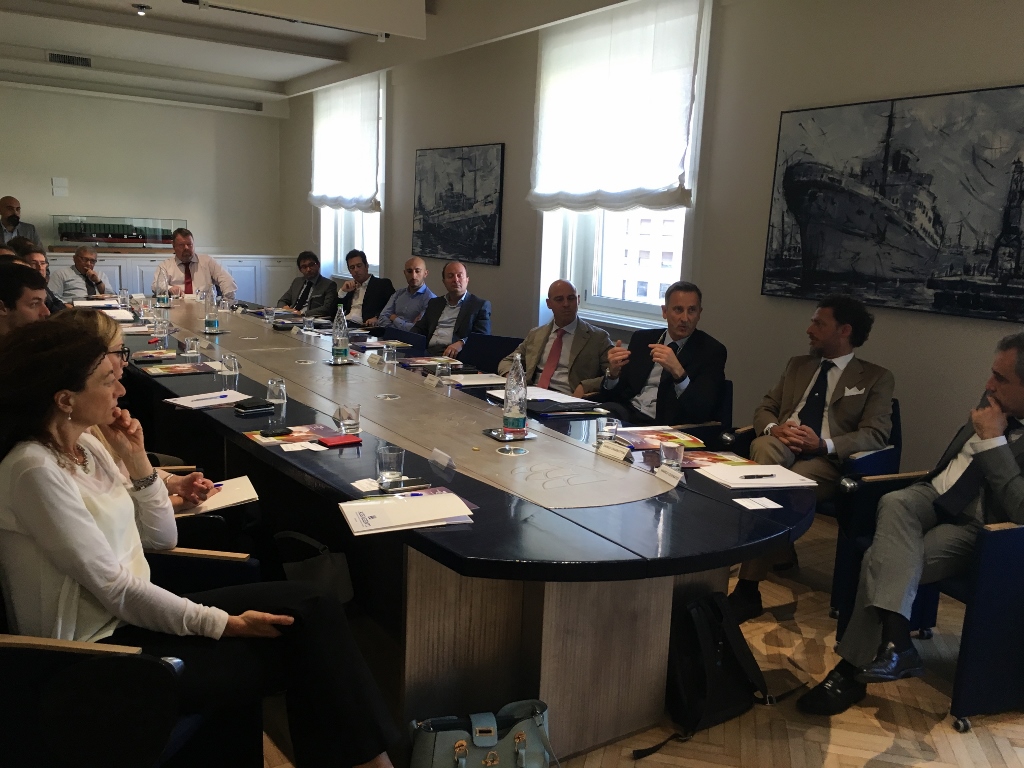 Participants discussing pilotage during the MRM seminar in Genoa on 22 June 2016.