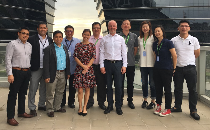 The participants and Grieg Philippines hosts on the terrace of the new office in Pasay City, Manila.